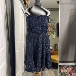 NWOT American Eagle Outfitters strapless dress Size: 8